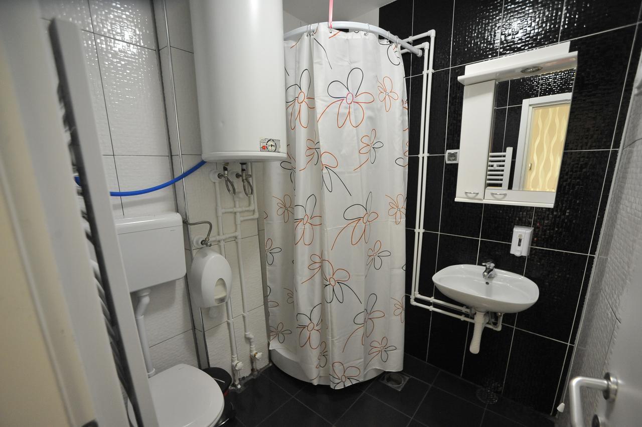 Hotel Zeleni Vir Ni Εξωτερικό φωτογραφία