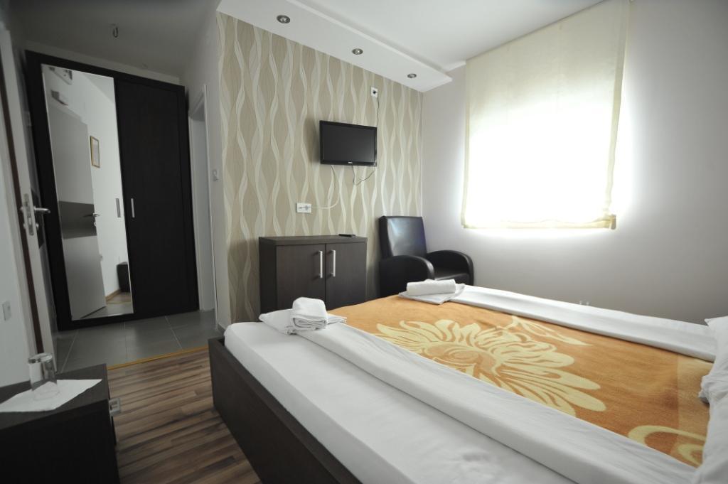 Hotel Zeleni Vir Ni Εξωτερικό φωτογραφία